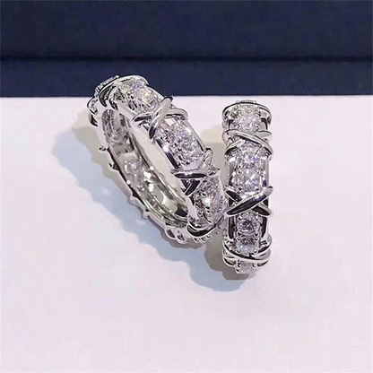 Anillo de diamantes de moissanita (En Plata 925 con Circones)